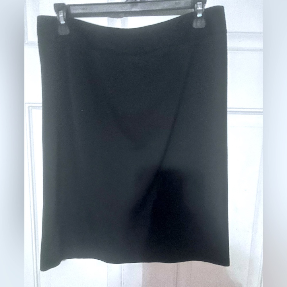 Black pencil skirt